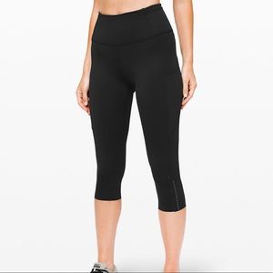 Fast and Free crop 19”